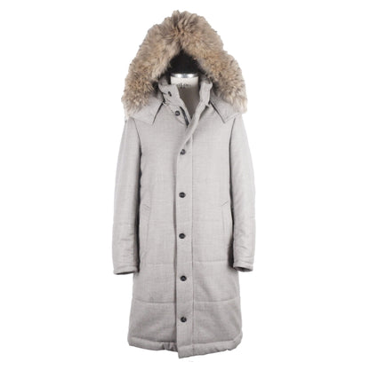 Graue Wolljacke